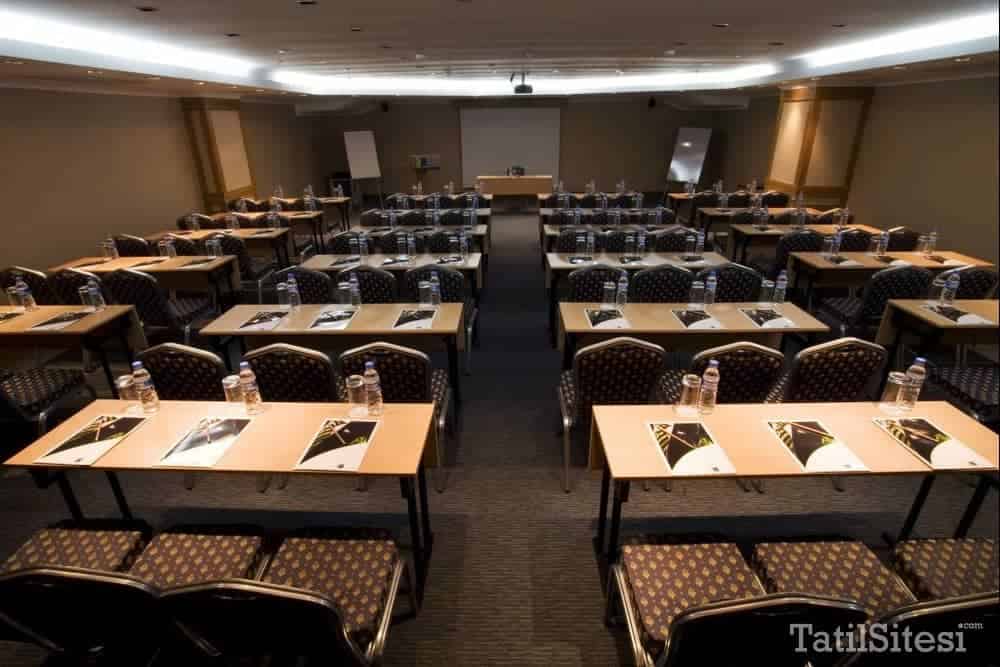 Dream Hill Business Deluxe Hotel